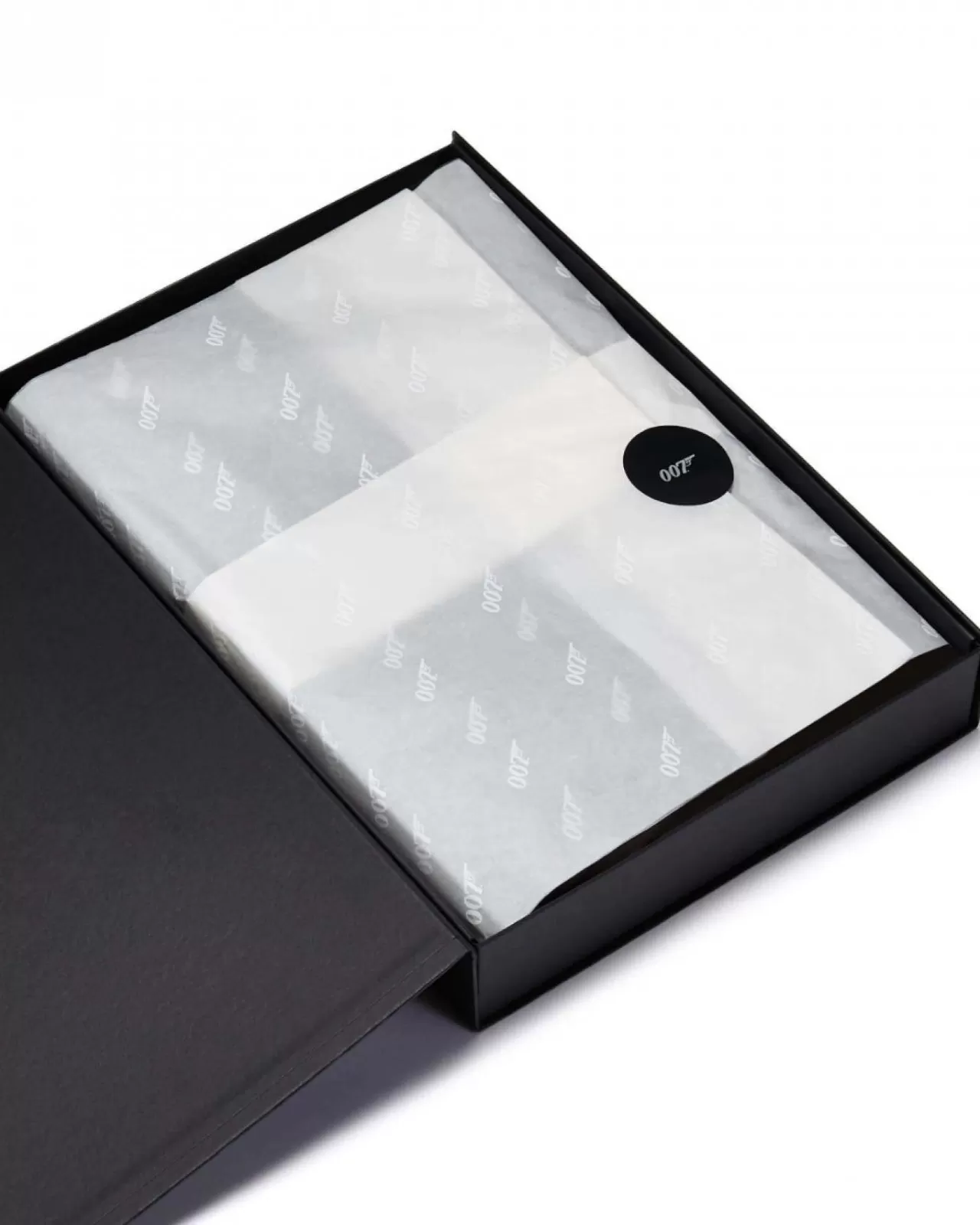 007_diamond_padded_cashmere_waistcoat_9.webp Men N.Peal Half & Full Zip Knitwear | 007 Diamond Padded Cashmere Waistcoat