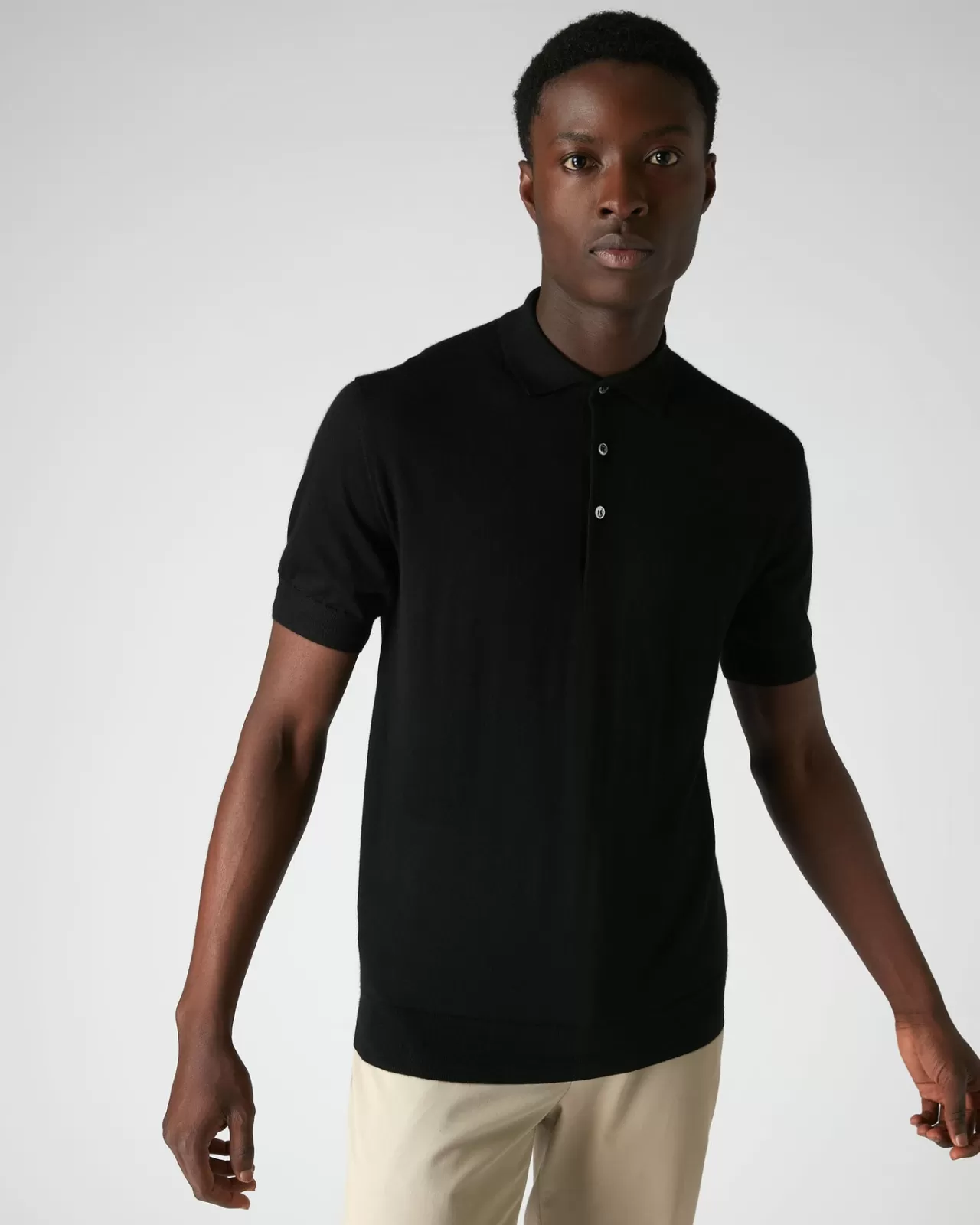 007_fine_gauge_cashmere_polo_t_shirt_6.webp Men N.Peal Polos & T-Shirts | 007 Fine Gauge Cashmere Polo T Shirt