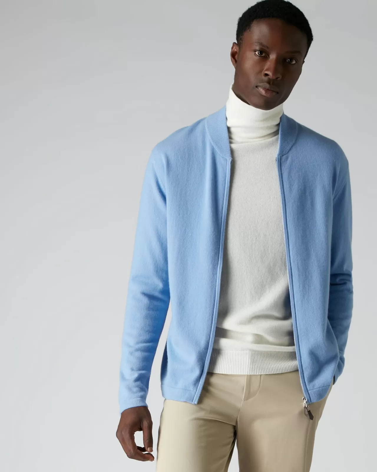 007_zip_through_cashmere_bomber_jacket_7.webp Men N.Peal Half & Full Zip Knitwear | 007 Zip Through Cashmere Bomber Jacket