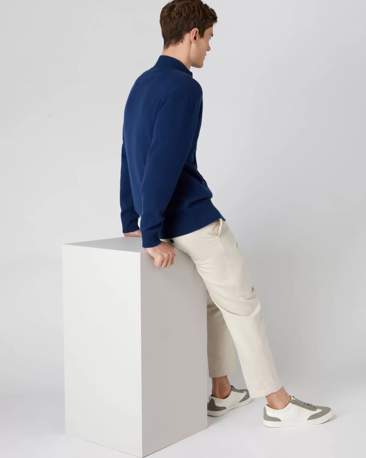 mens_button_through_cashmere_cardigan_3-1.webp Men N.Peal Cardigans | Men'S Button Through Cashmere Cardigan