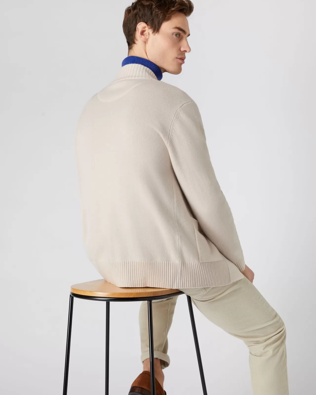 mens_button_through_cashmere_cardigan_3.webp Men N.Peal Cardigans | Men'S Button Through Cashmere Cardigan