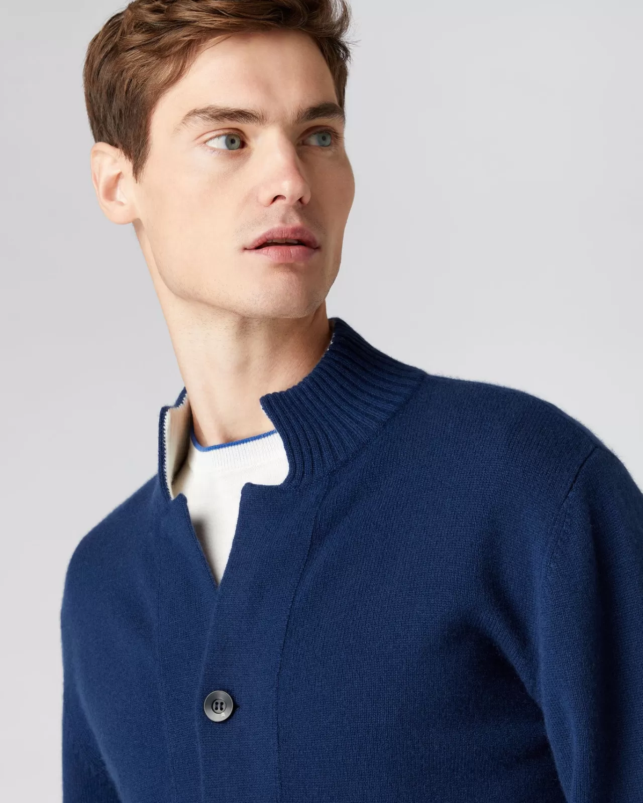mens_button_through_cashmere_cardigan_4-1.webp Men N.Peal Cardigans | Men'S Button Through Cashmere Cardigan