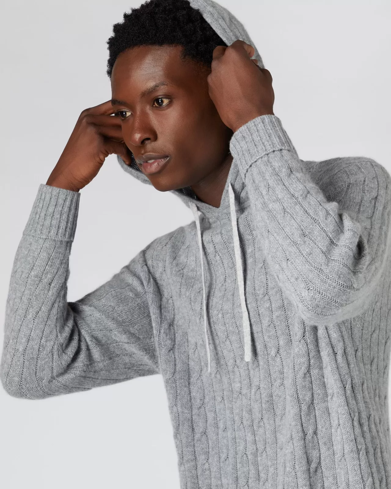 mens_cable_cashmere_hoodie_4-1.webp Men N.Peal Hoodies | Men'S Cable Cashmere Hoodie