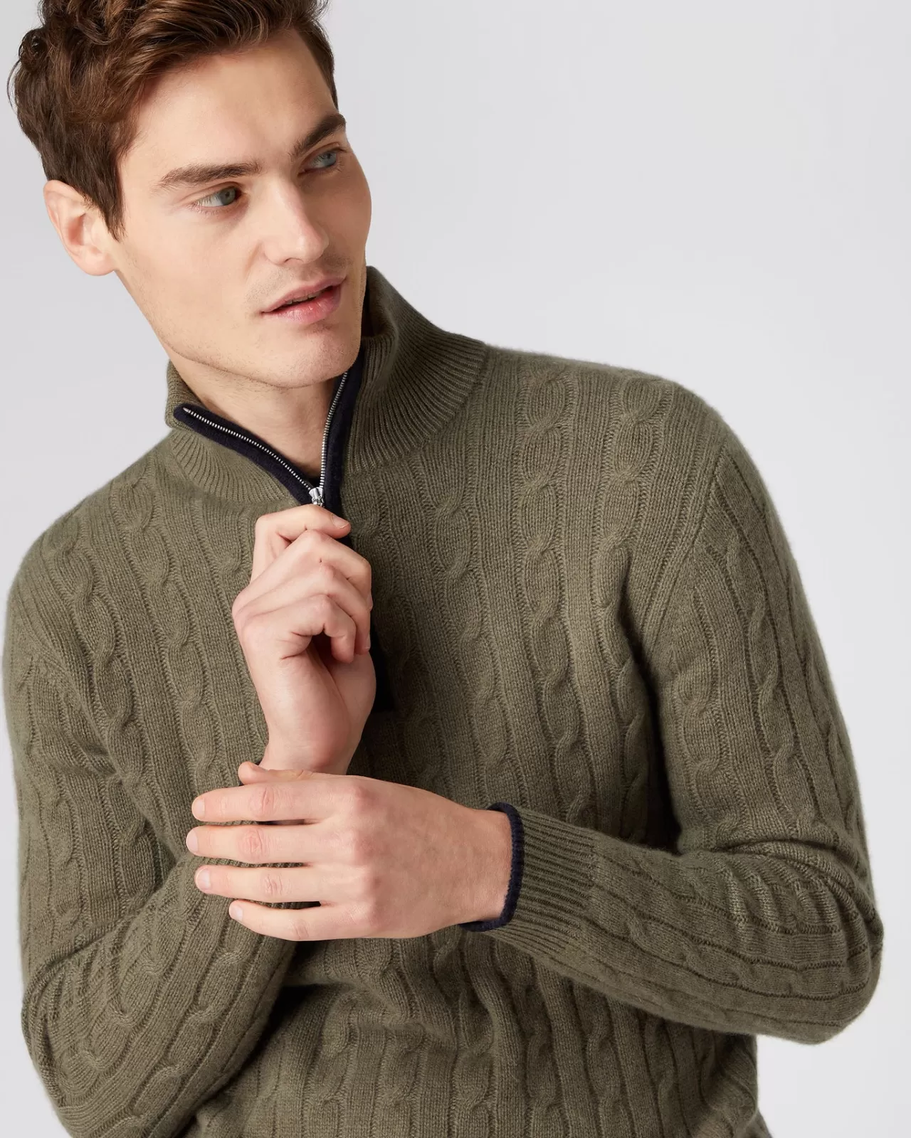 mens_cable_half_zip_cashmere_jumper_4-2.webp Men N.Peal Half & Full Zip Knitwear | Men'S Cable Half Zip Cashmere Jumper