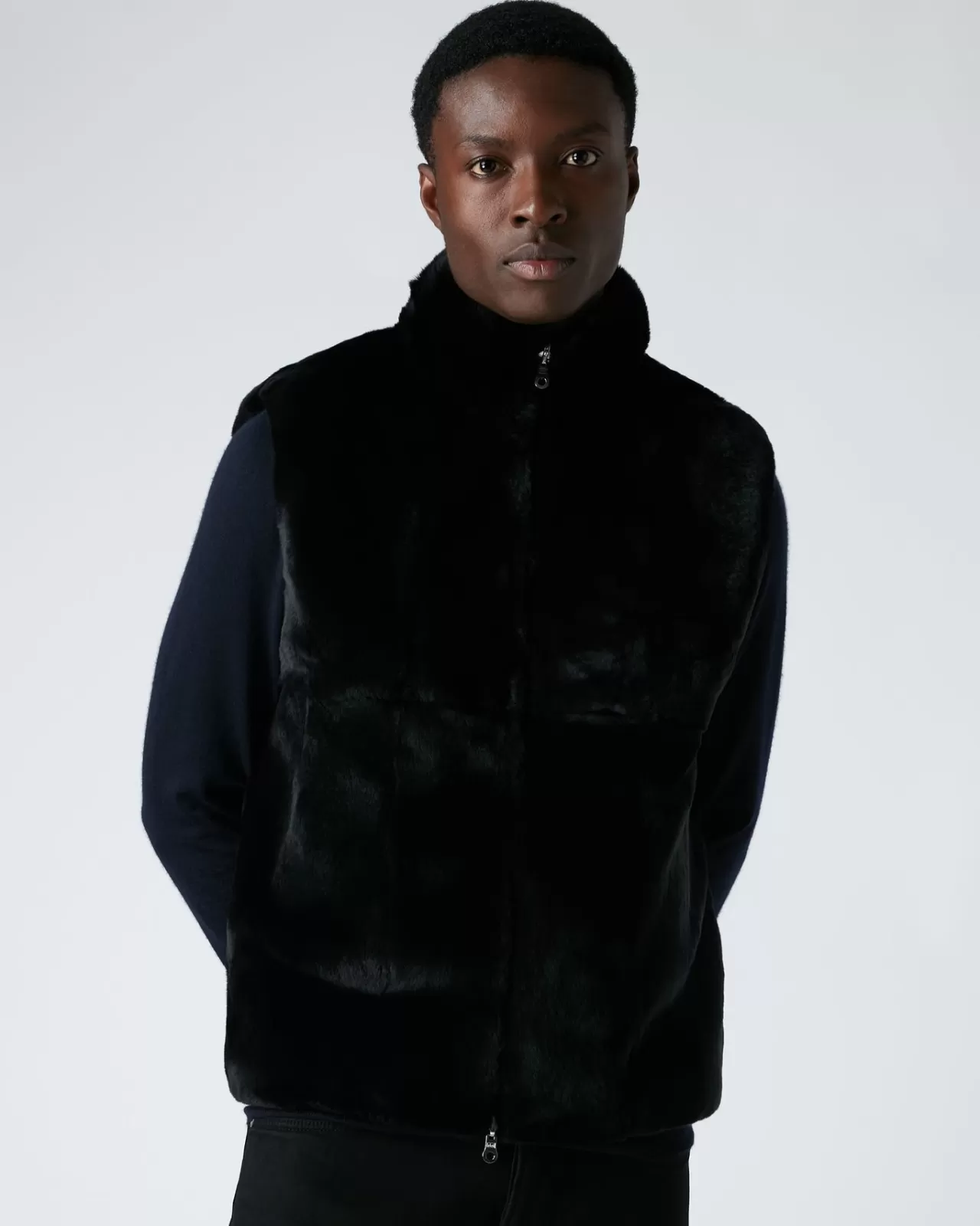 mens_fur_lined_gilet_4-1.webp Men N.Peal Gilets & Waistcoats | Men'S Fur Lined Gilet