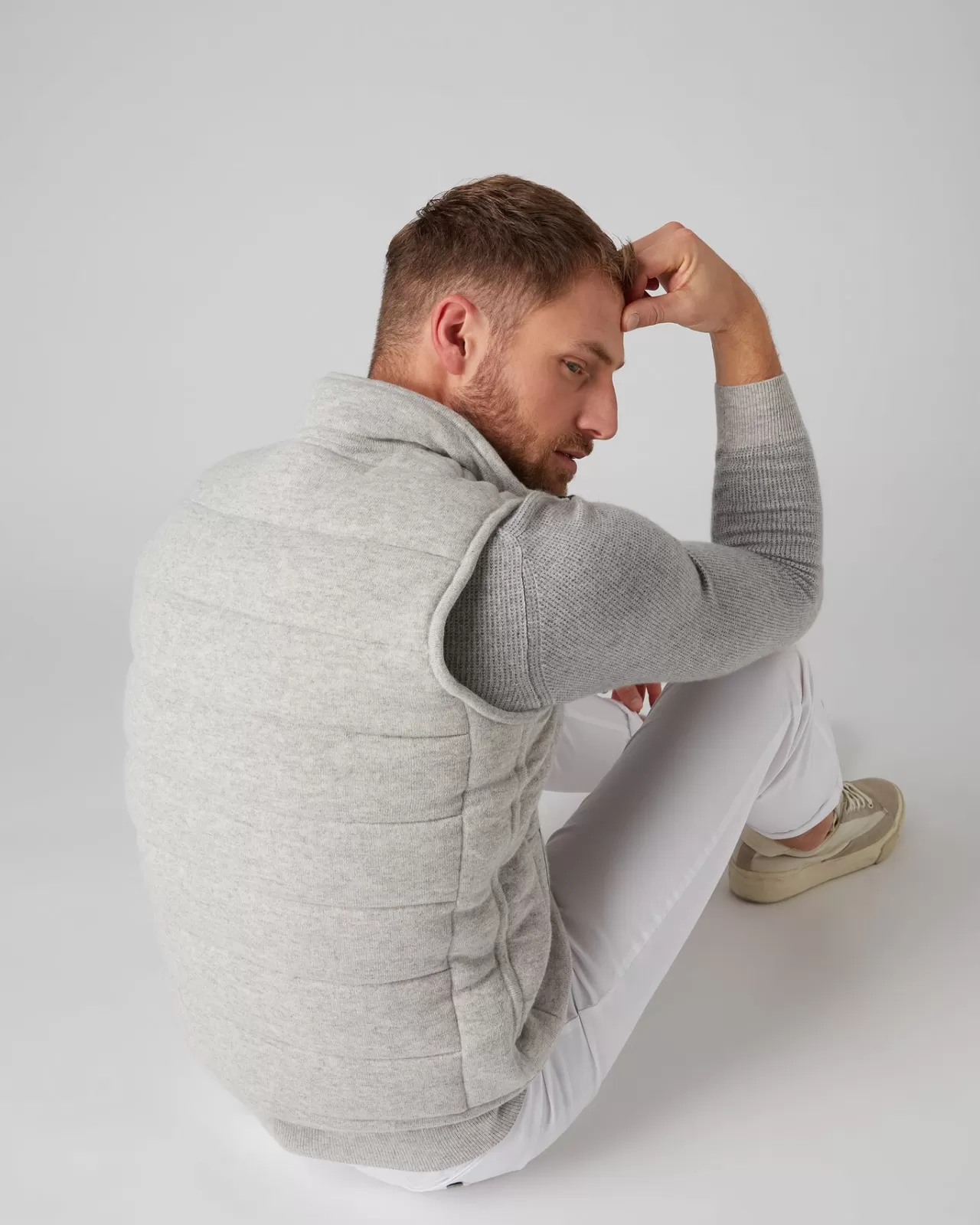mens_the_mall_quilted_cashmere_gilet_3.webp Men N.Peal Half & Full Zip Knitwear | Men'S The Mall Quilted Cashmere Gilet