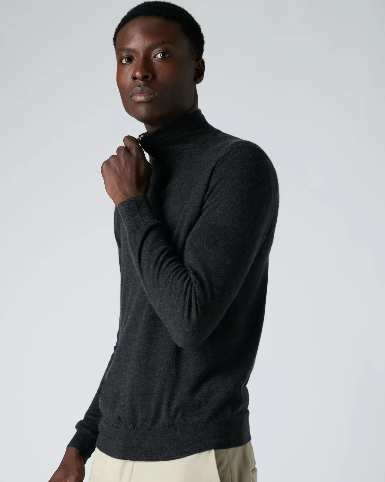 mens_the_regent_fine_gauge_cashmere_half_zip_jumper_4-4.webp Men N.Peal Half & Full Zip Knitwear | Men'S The Regent Fine Gauge Cashmere Half Zip Jumper