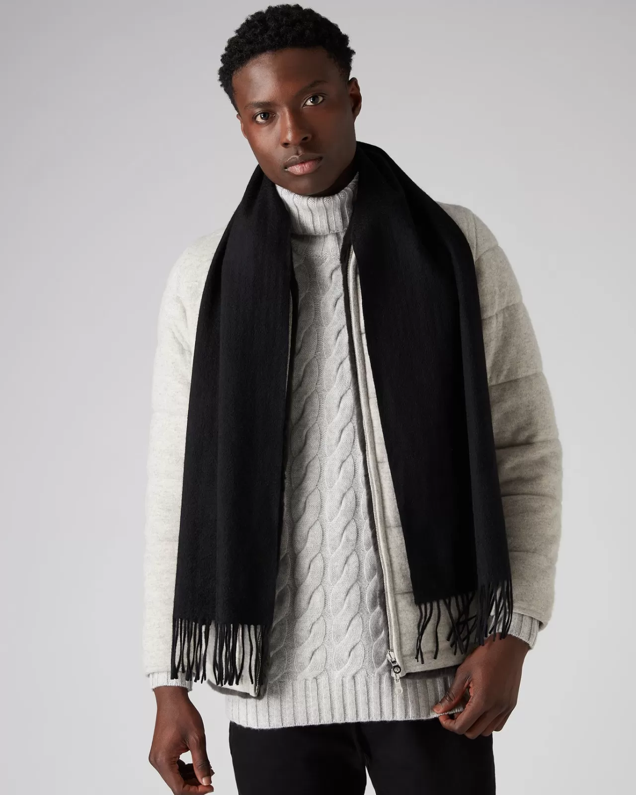 unisex_woven_cashmere_scarf_3.webp Women N.Peal Cashmere Scarves | Unisex Woven Cashmere Scarf