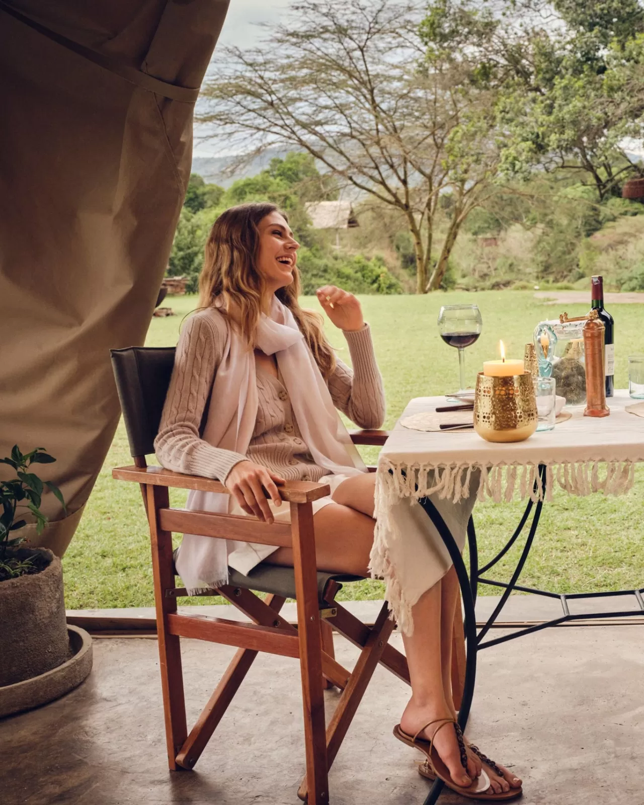 womens_cable_v_neck_cashmere_cardigan_5.webp Women N.Peal Cardigans | Women'S Cable V Neck Cashmere Cardigan